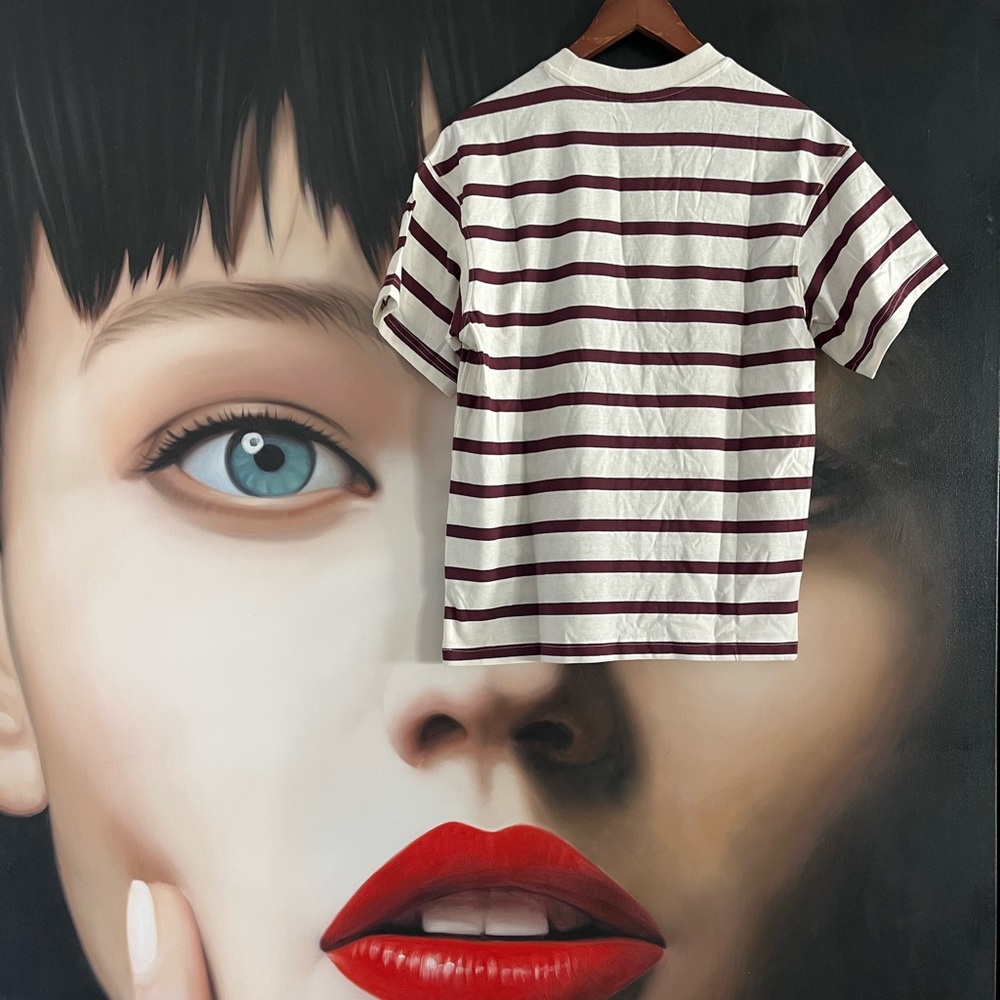 AMORE Striped Tee - Picture 8 of 11